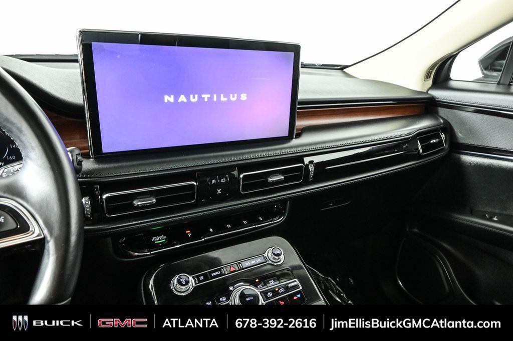 used 2022 Lincoln Nautilus car, priced at $37,960