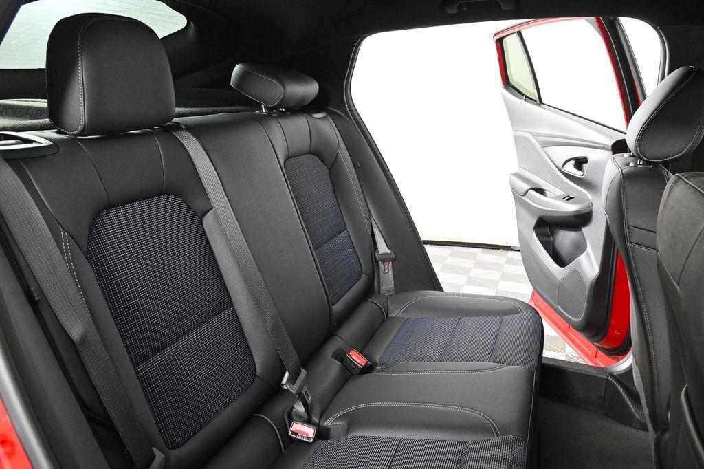 new 2026 Buick Envista car, priced at $28,080