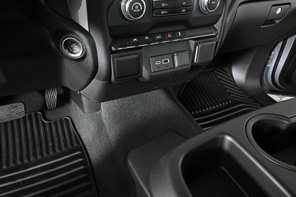 new 2025 GMC Sierra 1500 car, priced at $46,480