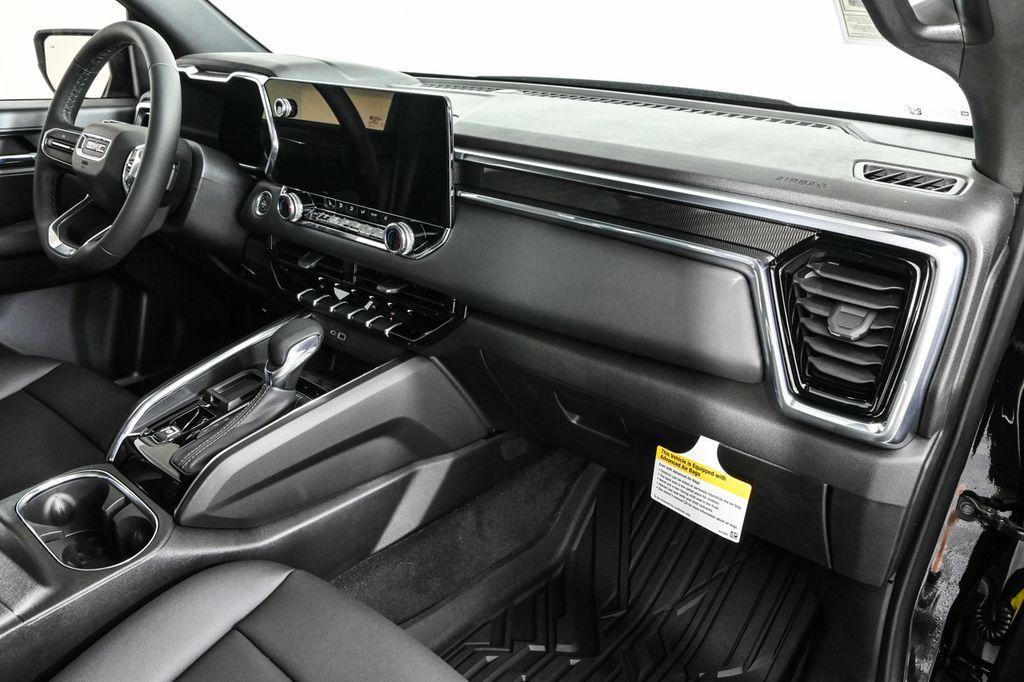 new 2026 GMC Canyon car, priced at $45,110