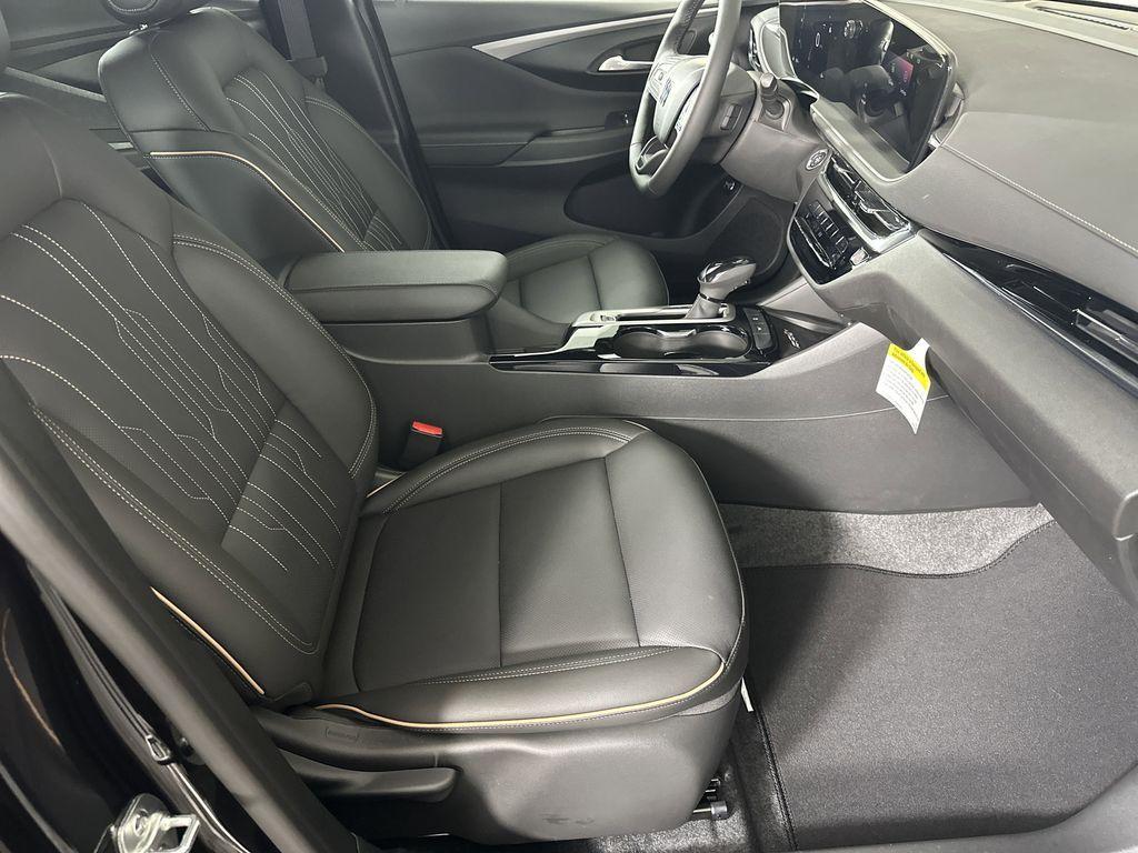 new 2025 Buick Envista car, priced at $31,085
