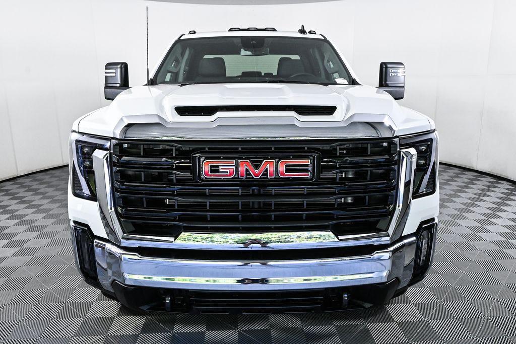 new 2024 GMC Sierra 2500 car, priced at $52,770