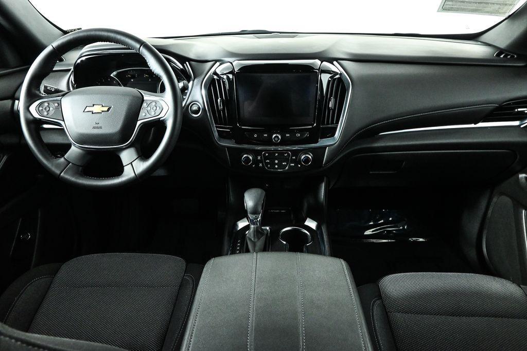 used 2022 Chevrolet Traverse car, priced at $29,250