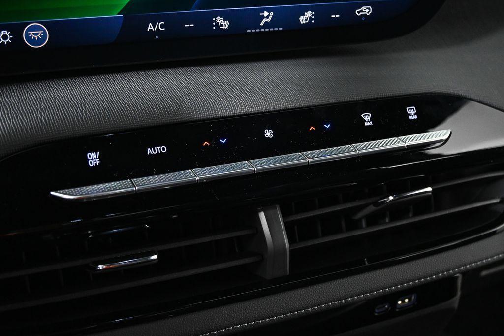 new 2026 Buick Enclave car, priced at $50,889