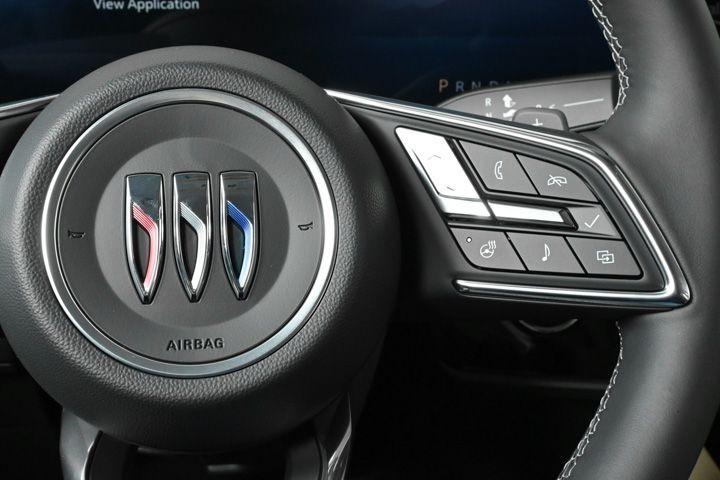 new 2025 Buick Envision car, priced at $35,245