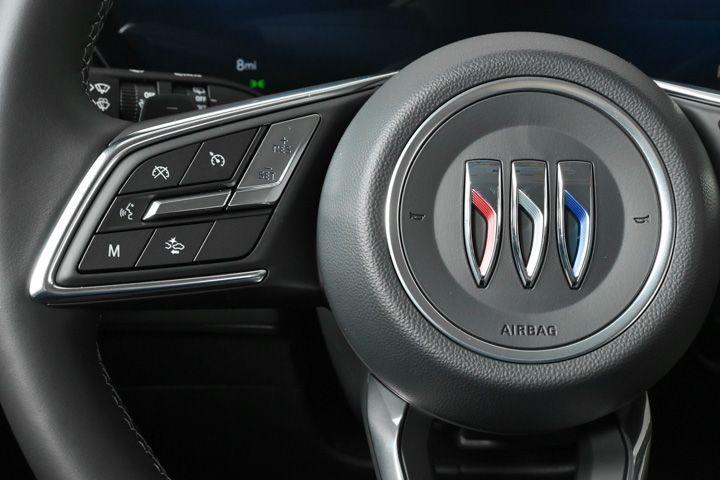 new 2025 Buick Envision car, priced at $35,245