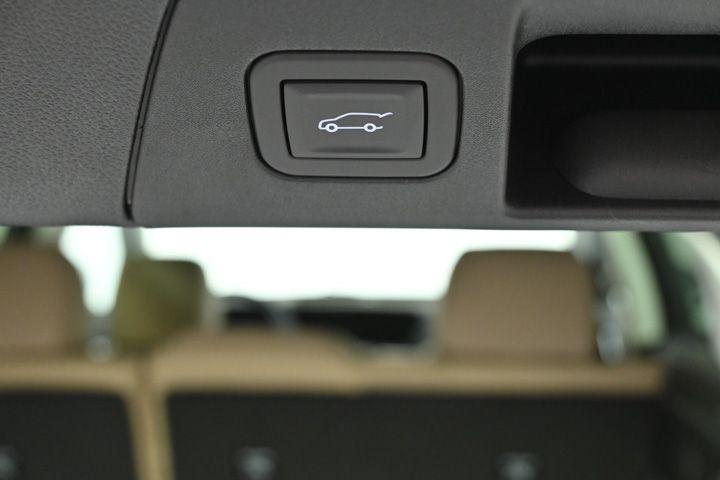 new 2025 Buick Envision car, priced at $35,245