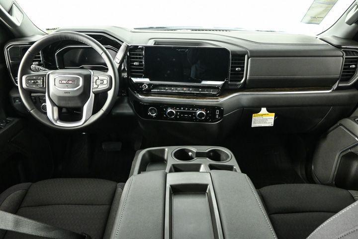 new 2024 GMC Sierra 1500 car, priced at $58,223