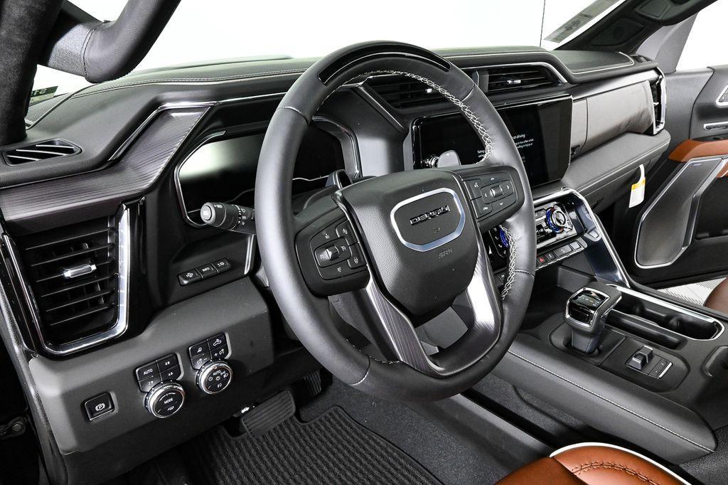 new 2025 GMC Sierra 1500 car, priced at $78,084