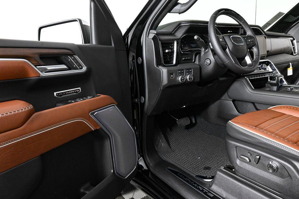 new 2025 GMC Sierra 1500 car, priced at $78,084