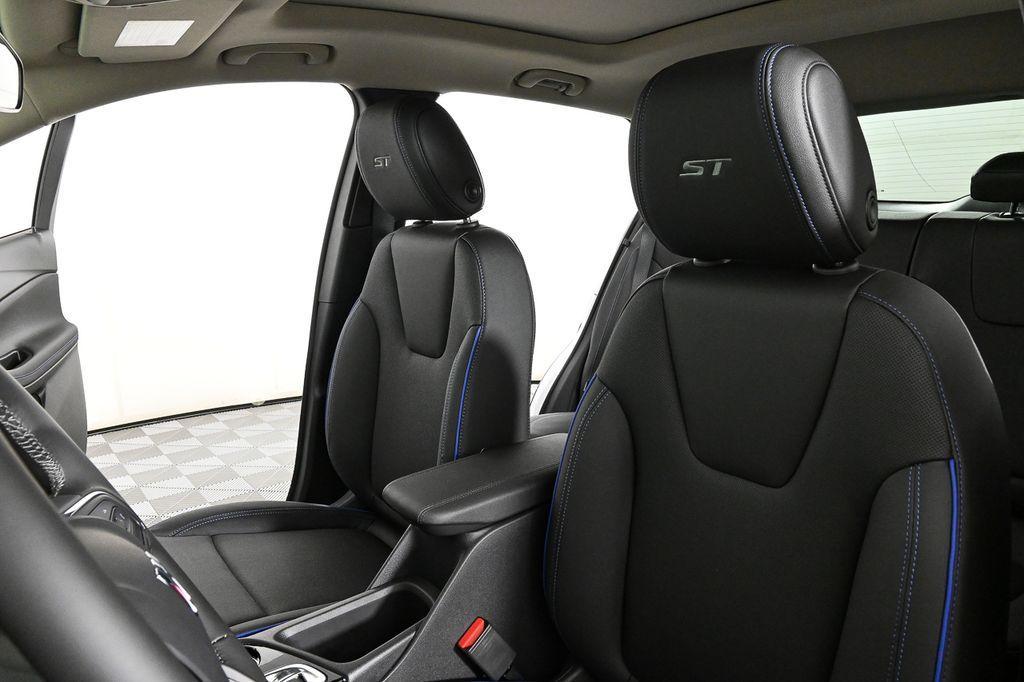 new 2026 Buick Encore GX car, priced at $26,980