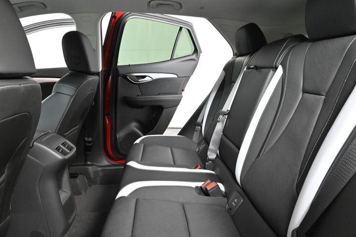new 2025 Buick Envision car, priced at $40,235