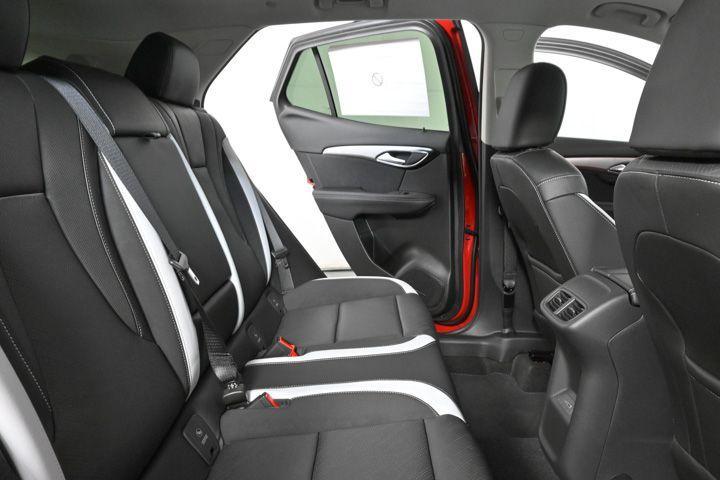 new 2025 Buick Envision car, priced at $40,235