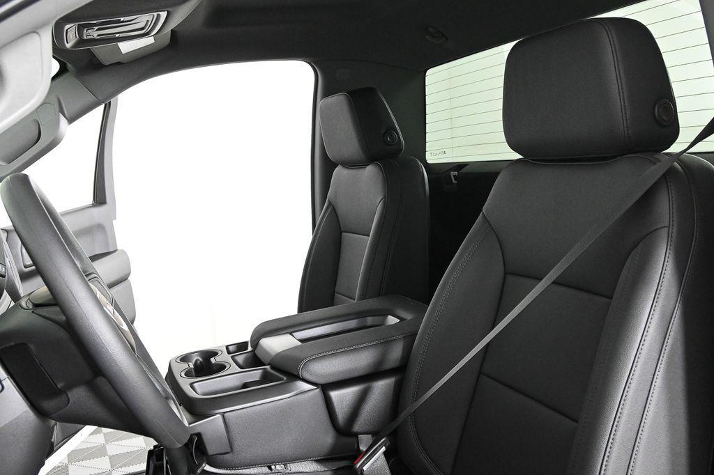 new 2025 GMC Sierra 1500 car, priced at $38,190
