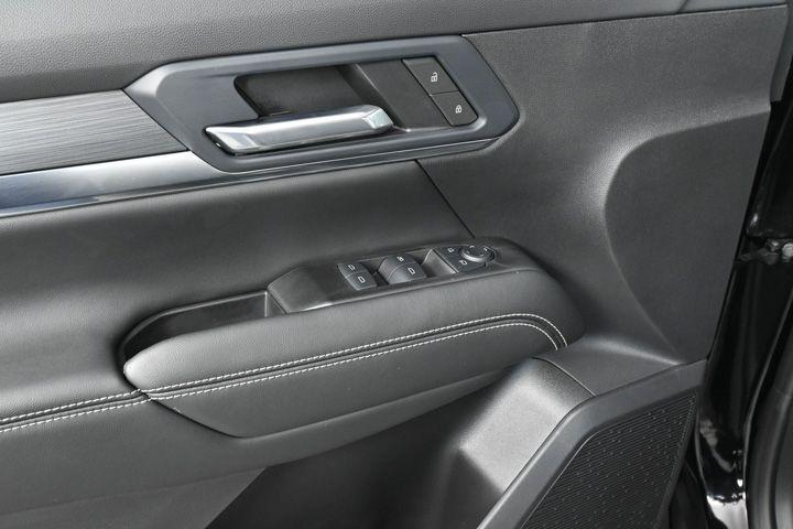 new 2025 GMC Terrain car, priced at $30,890