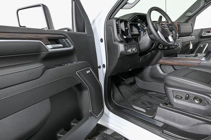 new 2025 GMC Sierra 2500 car, priced at $84,245