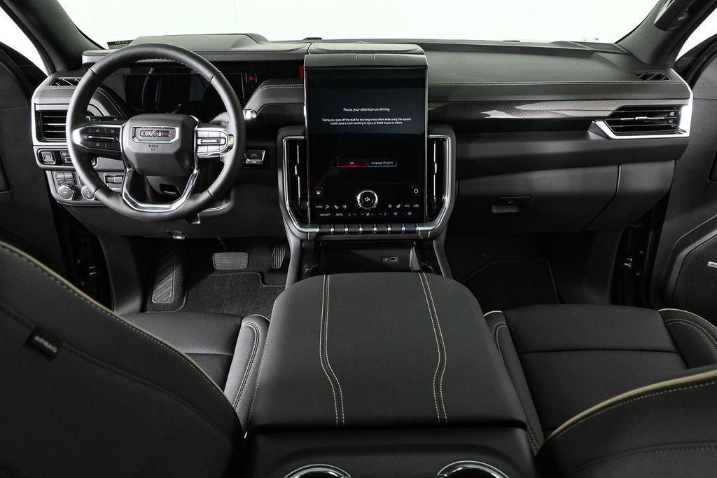 new 2025 GMC Yukon car, priced at $78,820