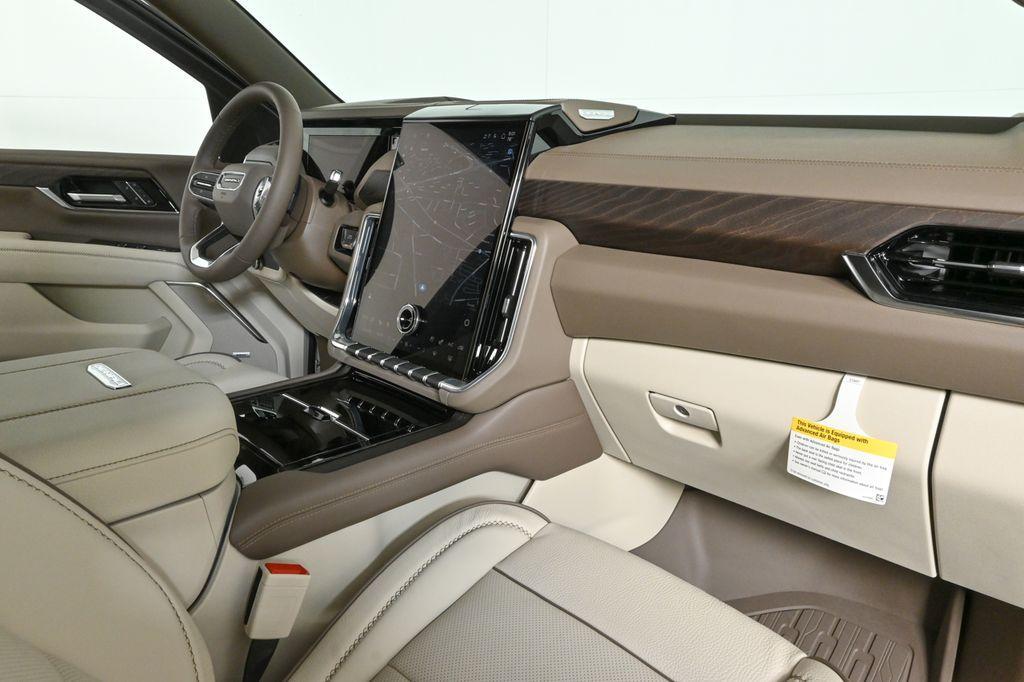 new 2025 GMC Yukon car, priced at $89,854