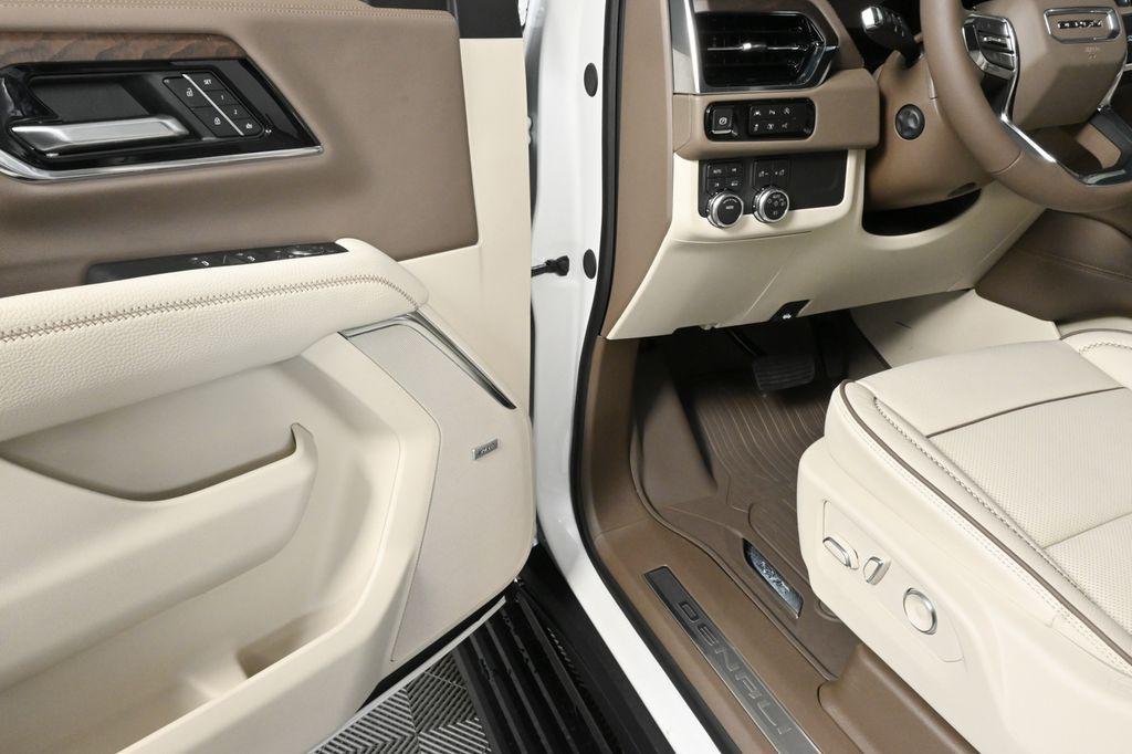 new 2025 GMC Yukon car, priced at $89,854