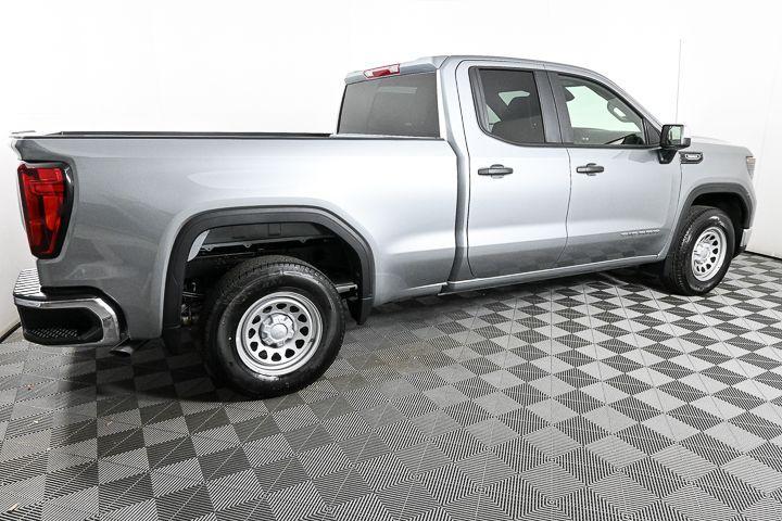 new 2025 GMC Sierra 1500 car, priced at $43,135