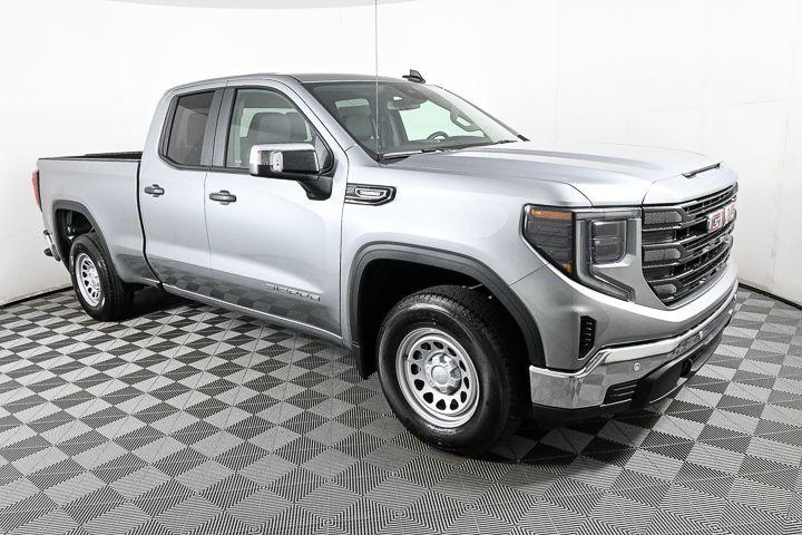 new 2025 GMC Sierra 1500 car, priced at $43,135