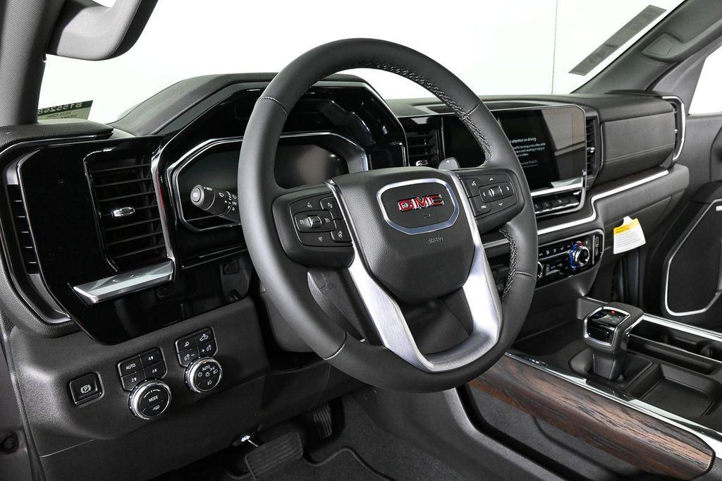 new 2025 GMC Sierra 1500 car, priced at $57,820