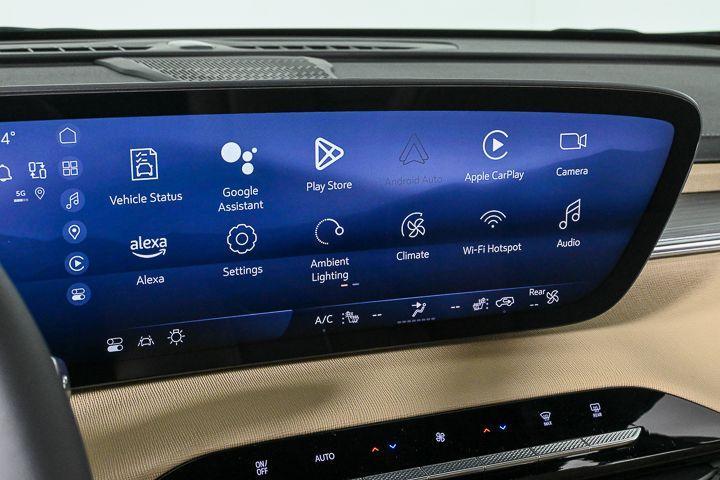 new 2025 Buick Enclave car, priced at $43,890