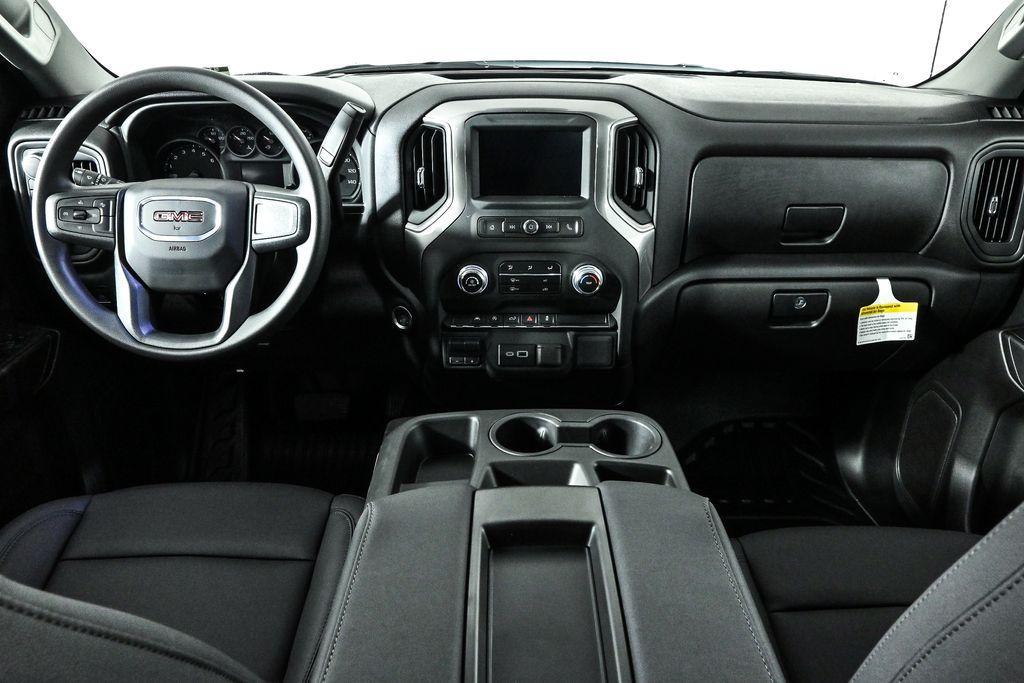 new 2024 GMC Sierra 1500 car, priced at $41,980