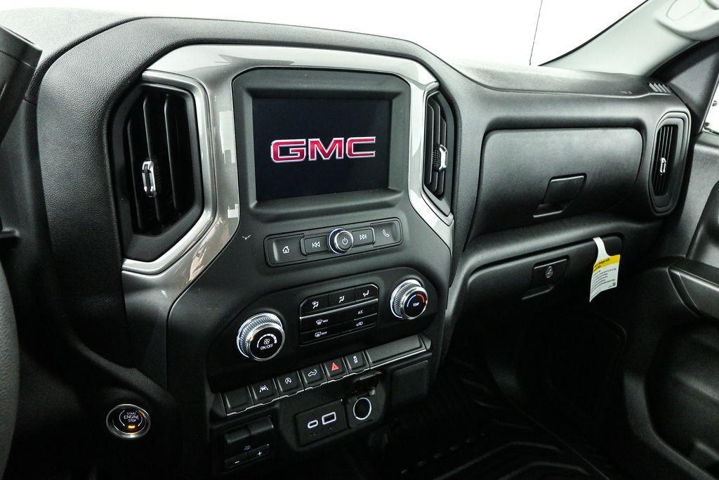 new 2024 GMC Sierra 1500 car, priced at $41,980