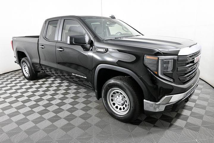 new 2025 GMC Sierra 1500 car, priced at $45,025