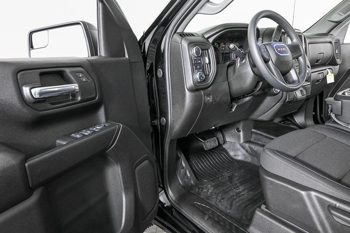 new 2025 GMC Sierra 1500 car, priced at $45,025