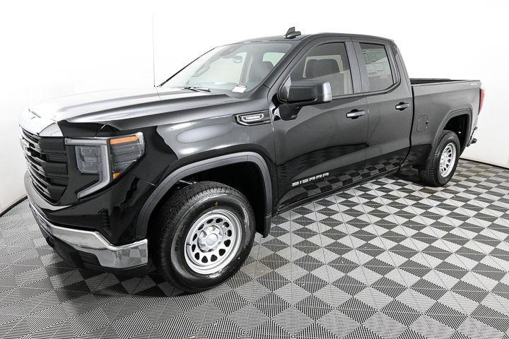 new 2025 GMC Sierra 1500 car, priced at $45,025