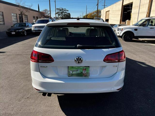 used 2015 Volkswagen Golf SportWagen car, priced at $12,490