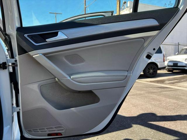 used 2015 Volkswagen Golf SportWagen car, priced at $10,990
