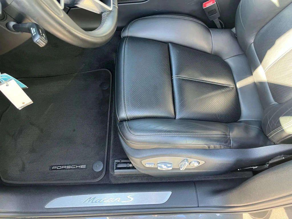 used 2016 Porsche Macan car, priced at $20,990