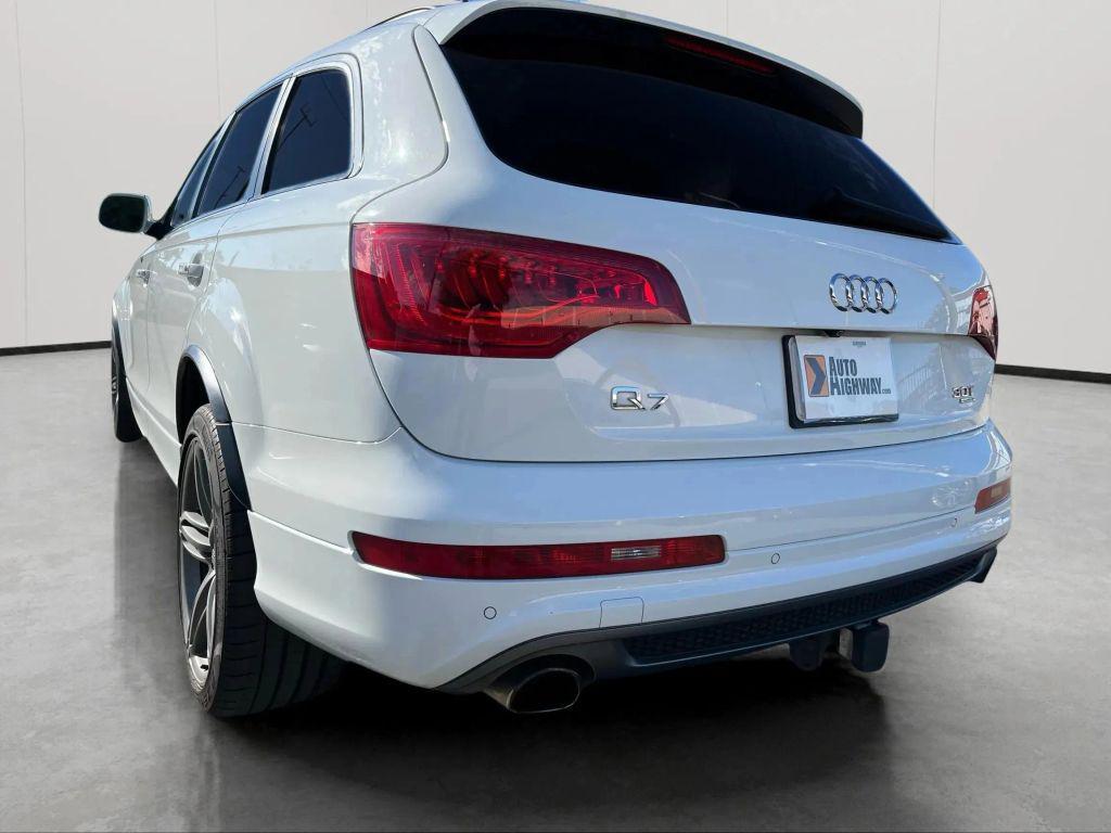 used 2015 Audi Q7 car, priced at $9,900