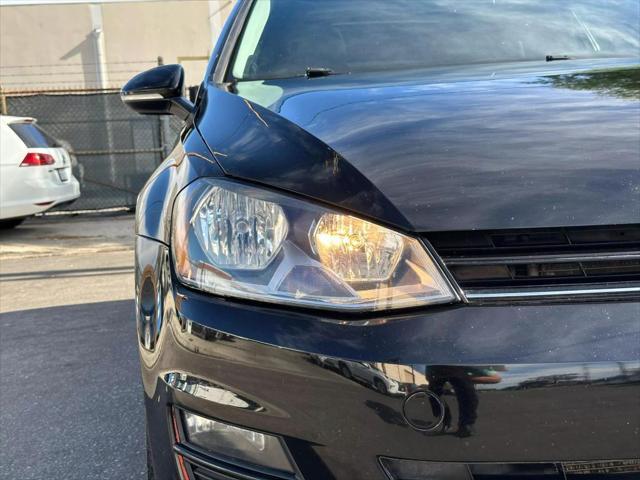 used 2015 Volkswagen Golf SportWagen car, priced at $15,990