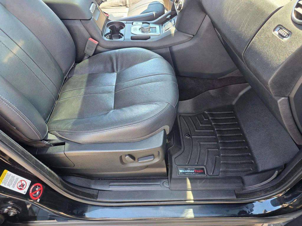 used 2016 Land Rover LR4 car, priced at $15,990