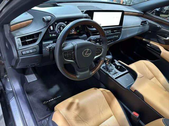 used 2024 Lexus ES 300h car, priced at $37,990