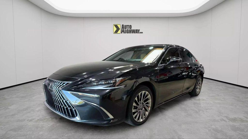used 2024 Lexus ES 300h car, priced at $36,590