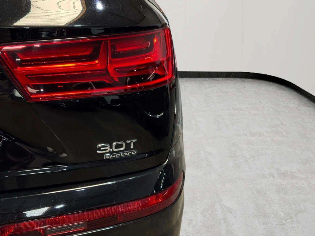 used 2018 Audi Q7 car, priced at $19,990