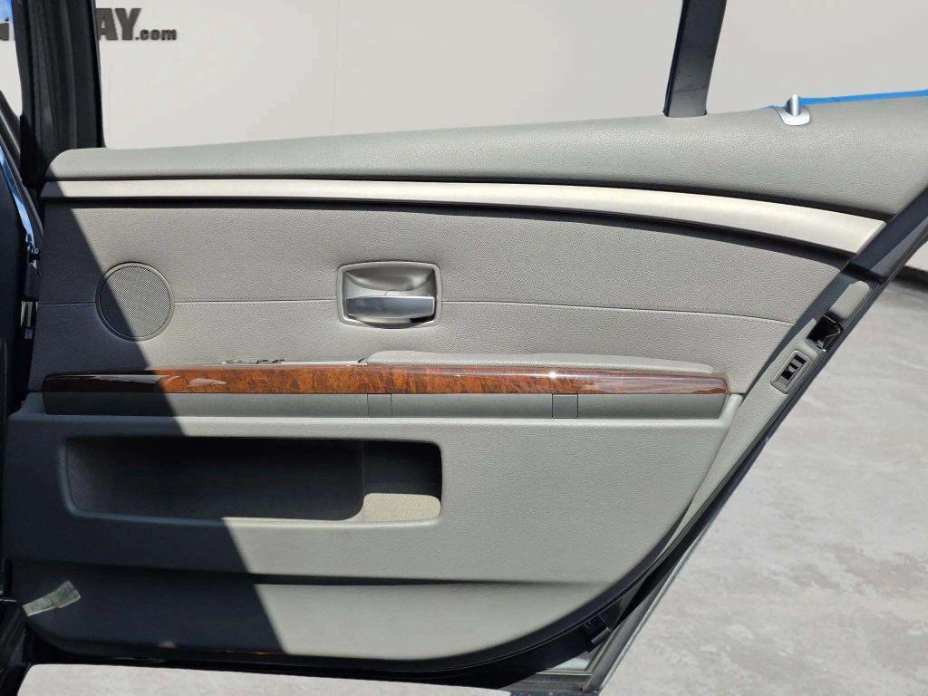 used 2007 BMW 750 car, priced at $8,490