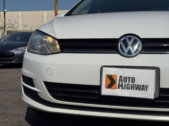 used 2015 Volkswagen Golf SportWagen car, priced at $7,890