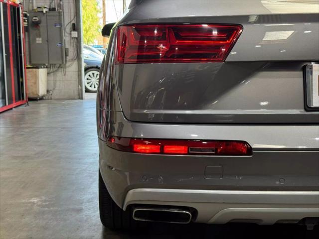 used 2018 Audi Q7 car, priced at $21,990