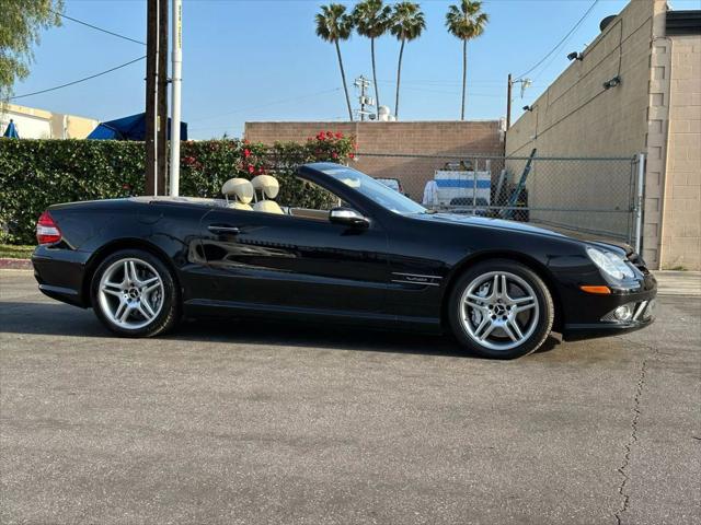 used 2007 Mercedes-Benz SL-Class car, priced at $21,990