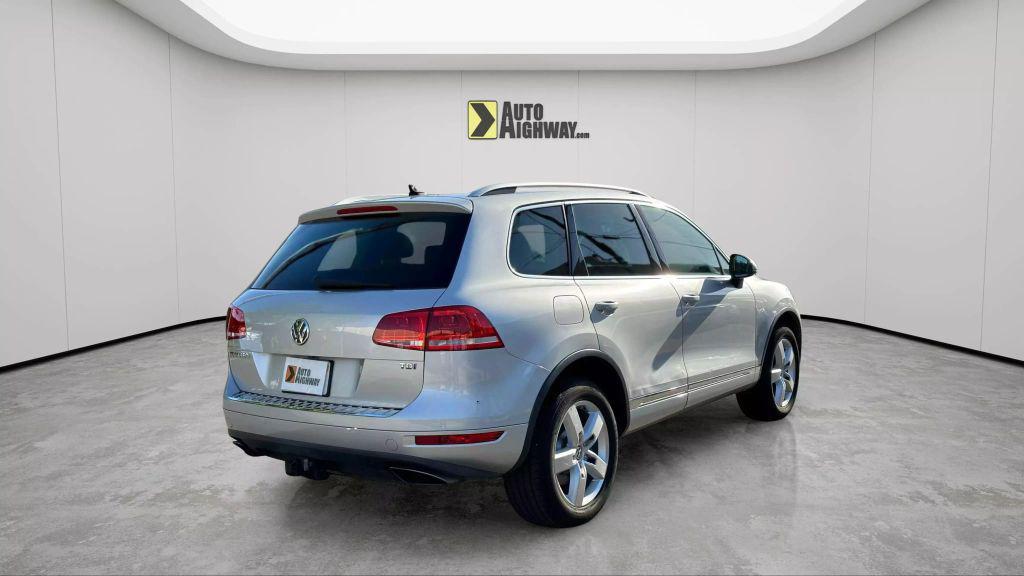 used 2014 Volkswagen Touareg car, priced at $8,490