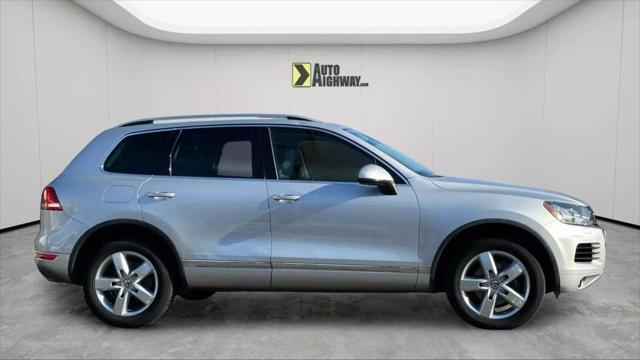 used 2014 Volkswagen Touareg car, priced at $8,990