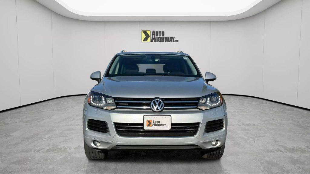 used 2014 Volkswagen Touareg car, priced at $8,490