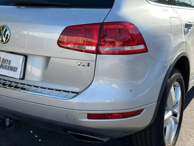 used 2014 Volkswagen Touareg car, priced at $10,990