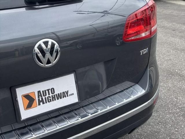 used 2016 Volkswagen Touareg car, priced at $18,990